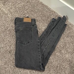 Classic Black Denim Jeans (skinny)